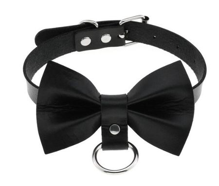 NEUES schwarzes Nieten Halsband mit Fliege - 222607