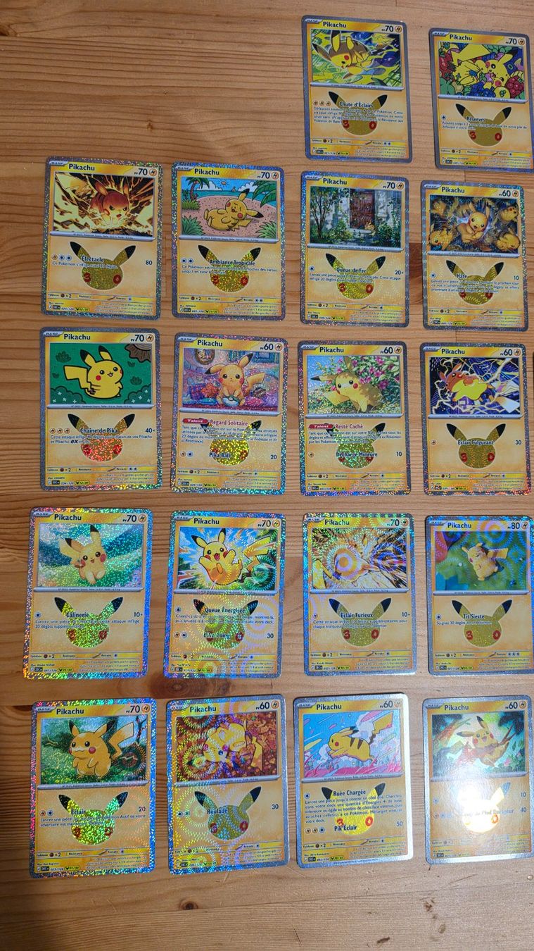 Pokémon Carte collezionabili: Lot 26 Pikachu 30 ans sans double – Usato da Alle venduto da Mystic84 1