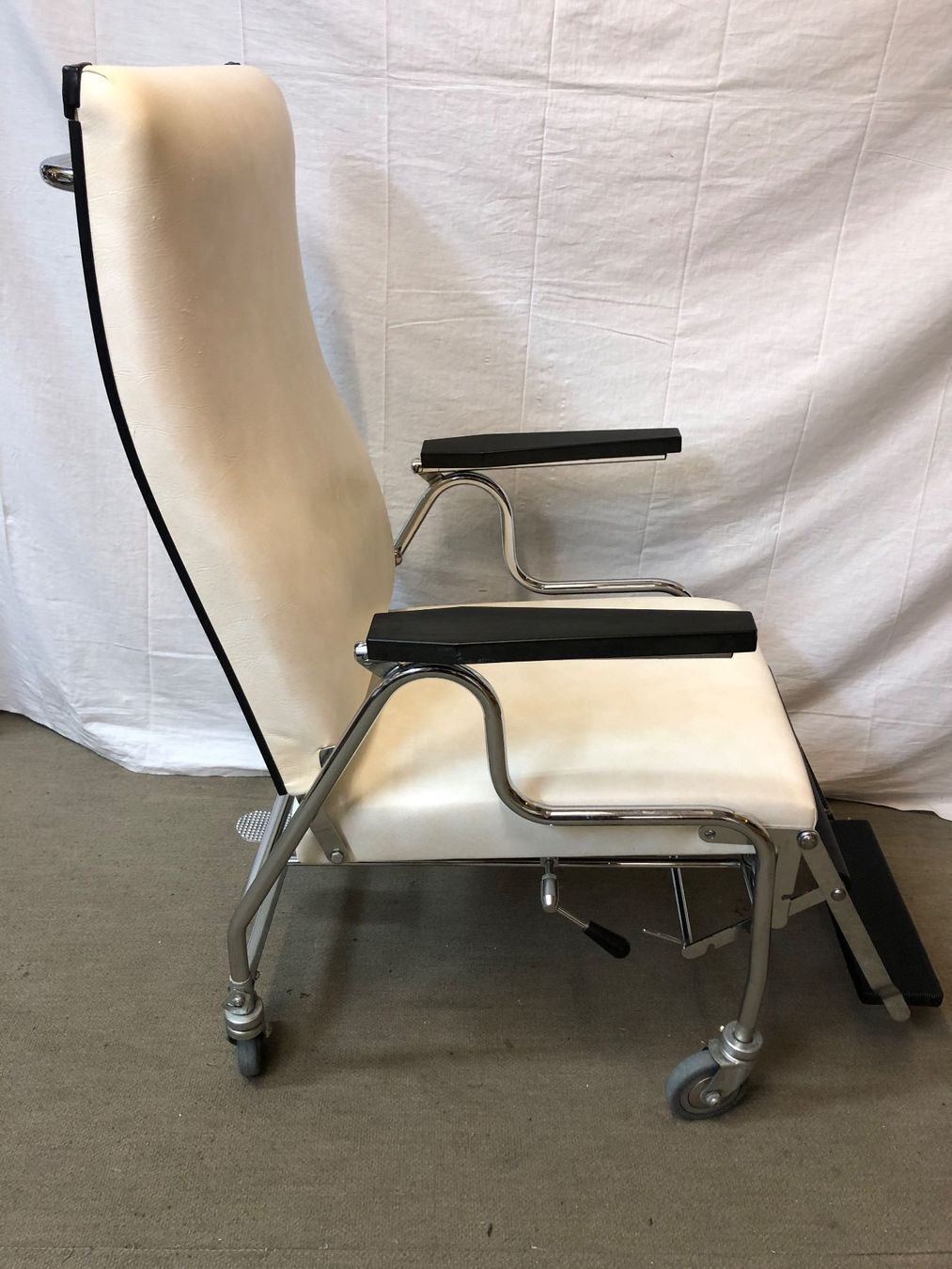 Sedie: Blaser Patientenstuhl / Pflegestuhl – Usato da Brunnen venduto da Allerwaren 1