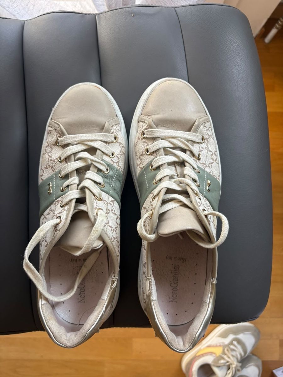 Scarpe da donna: Nero Giardini shoes – Usato da Pregassona venduto da kat_zh5d 1