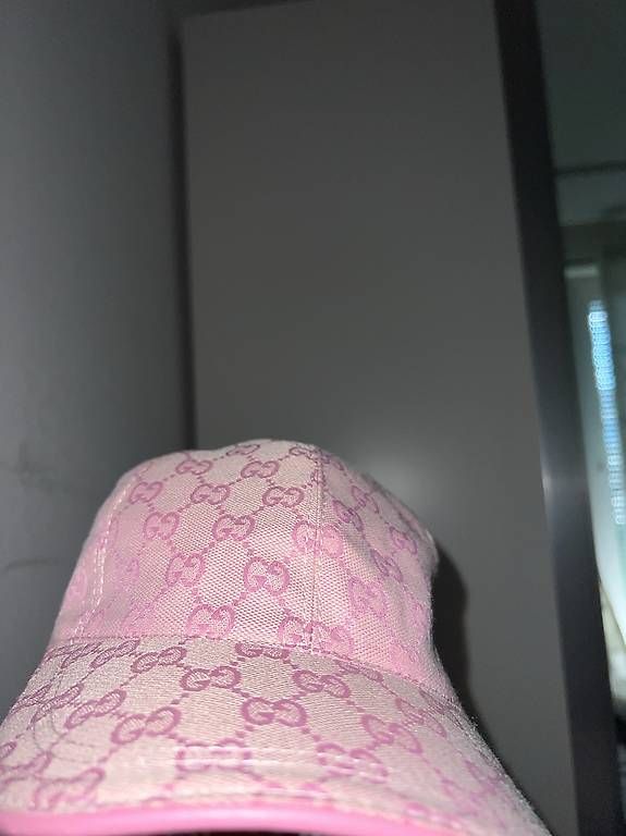 Copricapi, berretti & cappellini: CASQUETTE GUCCI ROSE – Usato da Grand-Lancy venduto da Deneuve68 3