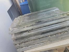 Glas Ziegel