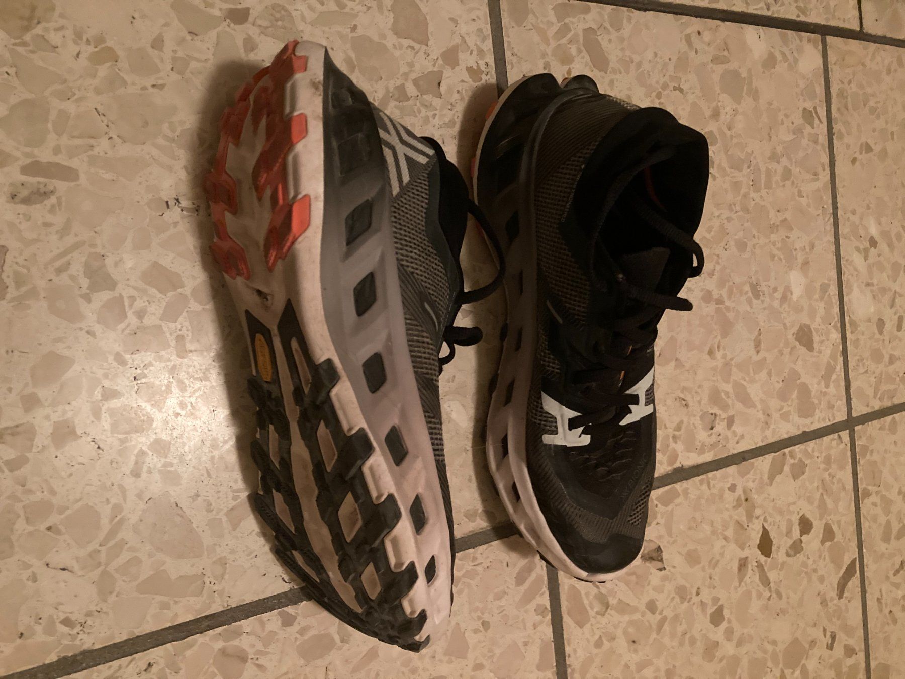Damenschuhe: Trailrunning-Schuh – Gebraucht aus Männedorf von P.Weber-Heller
