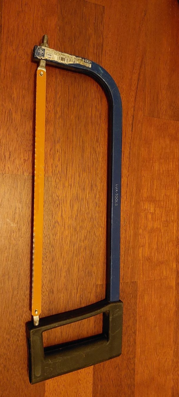 Lux Sägen: Bandsaw 300mm, LUX TOOLS, good condition – Gebraucht aus Vevey von kowabunga