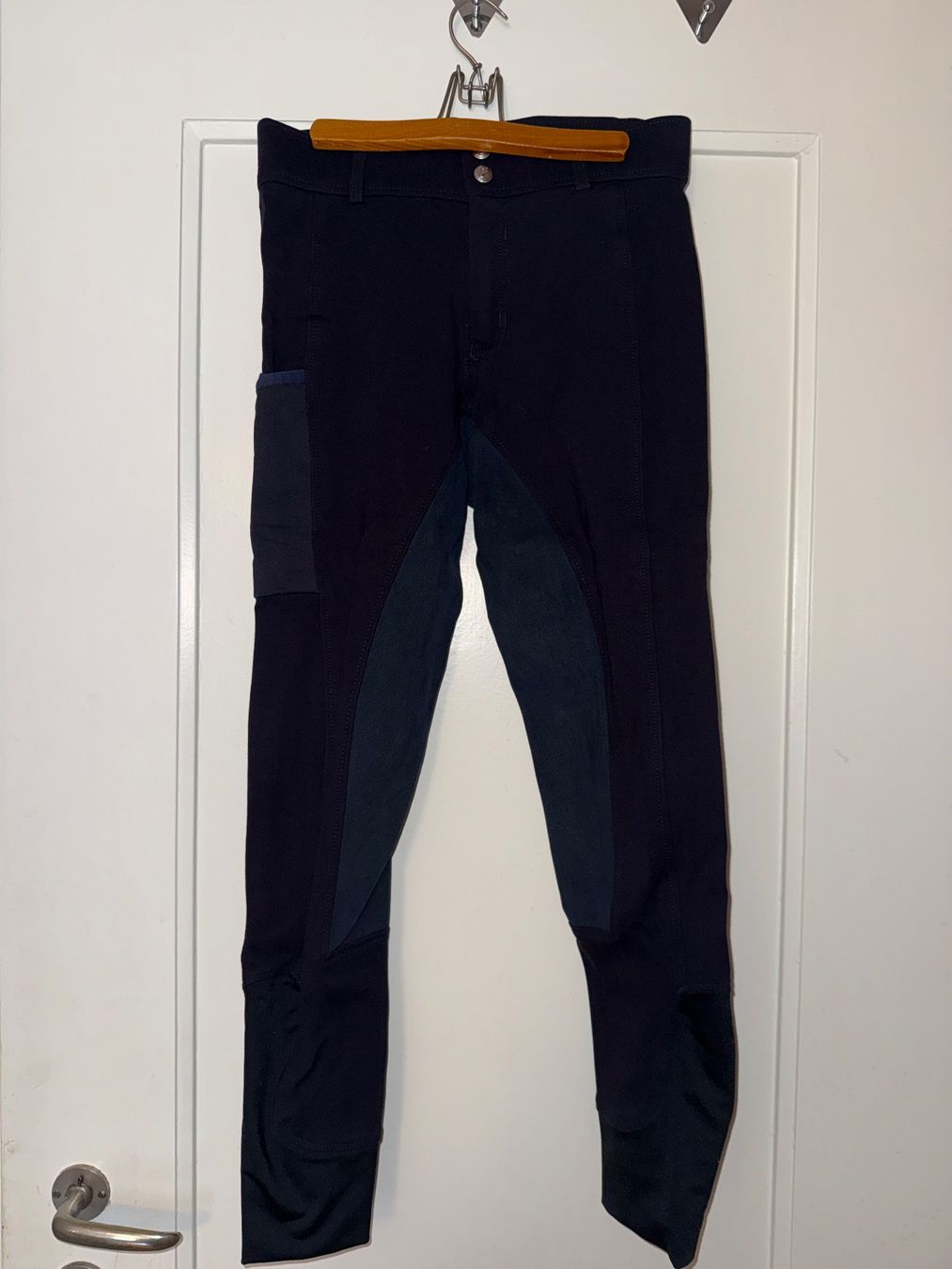 Pantaloni: Reithose Gr. 176 mit Vollbesatz – Usato da Bern venduto da van_9tdj