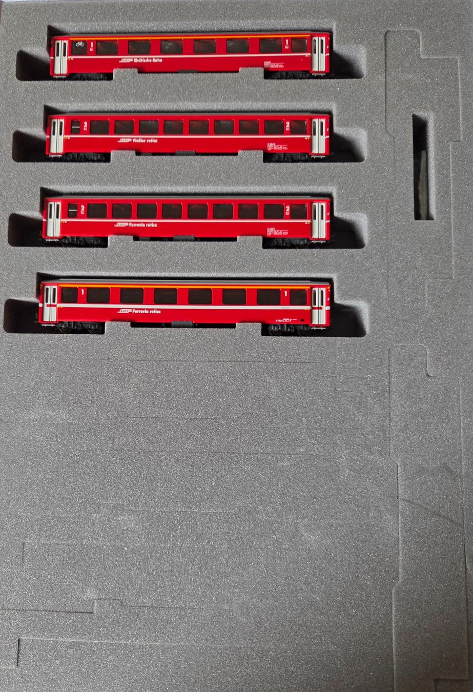 Kato Modellini di ferrovie: RhB Wagen-Set EW1 Kato N – Nuovo e nell'imballaggio originale da Freienstein venduto da susinchen 2