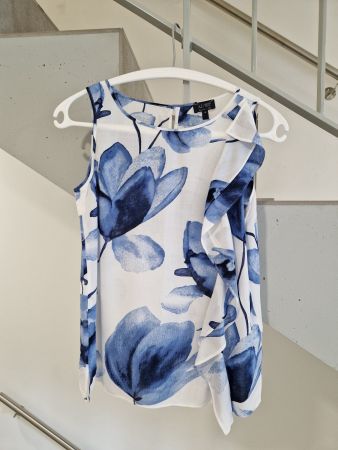 Sommertop blau/weiss Gr. 36 Armani Jeans