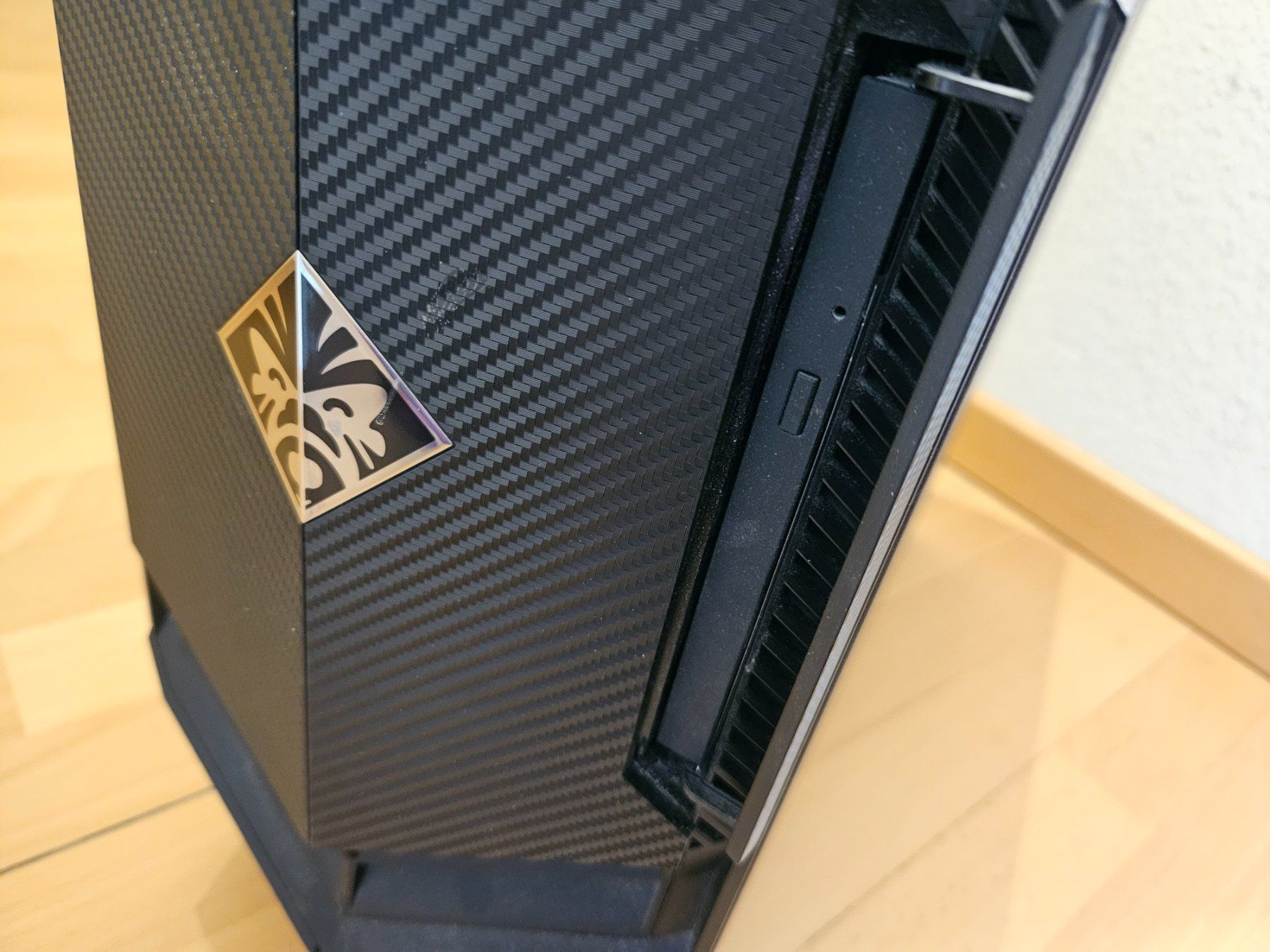 Hewlett Packard PC: OMEN by HP Desktop PC 880 Gaming PC – Usato da St. Gallen venduto da man_y6zr 5