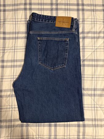 Calvin Klein Jeans 90s Loose in Gr. 36