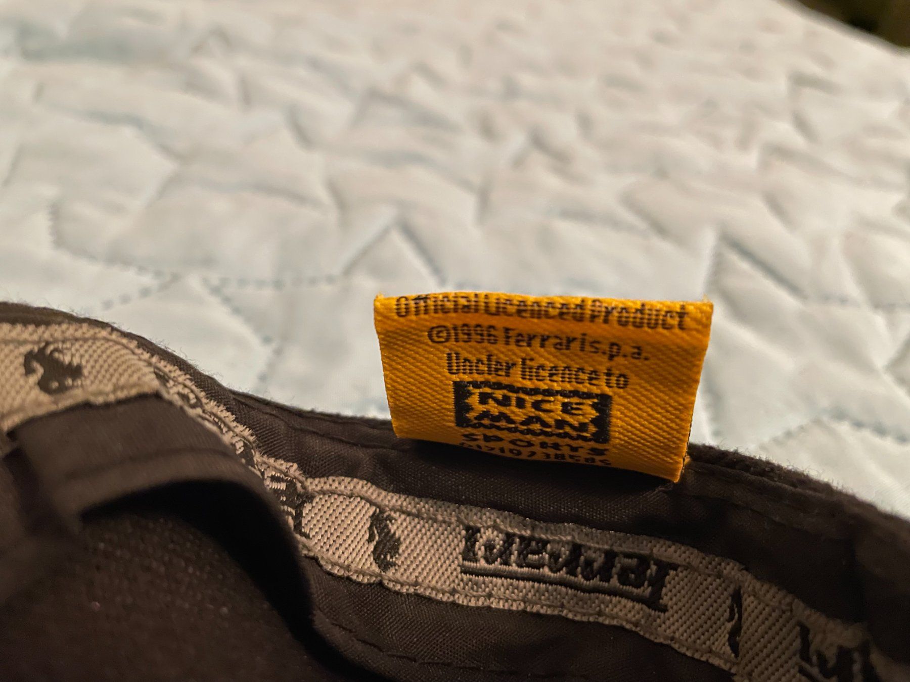Hüte, Mützen & Caps: Ferrari - Vintage Black Cap – Neu (gemäss Beschreibung) aus Chiasso von Er_Mon 5