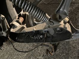 1x Scooter Yamaha noir, pieces disponibles, 256842 km