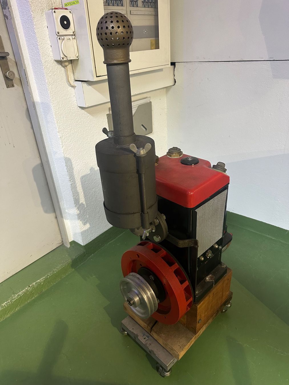Bucher  Moteurs: BERNARD Bucher Guyer Motor – D'occasion à Freienwil par pbe_td88 3