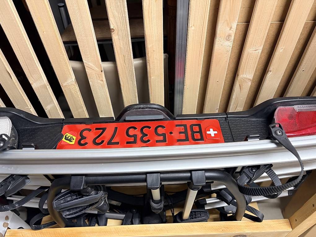 Attelages de remorque: Thule Velospace XT 3 inkl. 4 Veloadapter – D'occasion à Burgdorf par stephan_be 2
