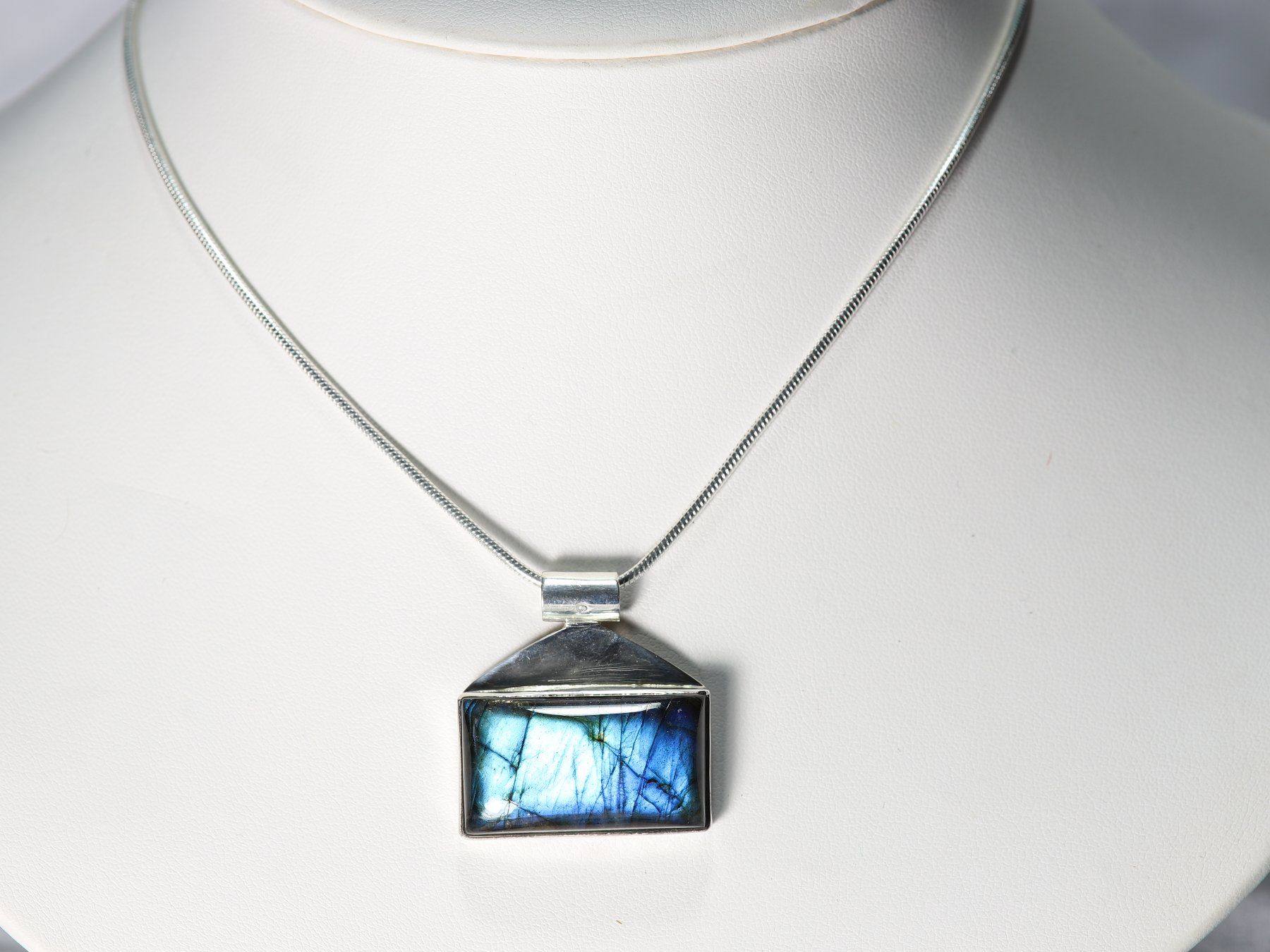 Ciondoli: Pendentif / Anhänger Argent 925 & Labradorit / Labradorite – Nuovo e nell'imballaggio originale da Lausanne venduto da Ory7