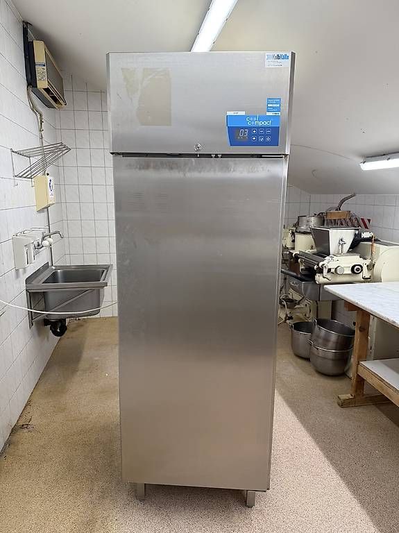 Réfrigérateurs: Gastro, Kühlschrank – D'occasion à Brugg AG par lali88 1