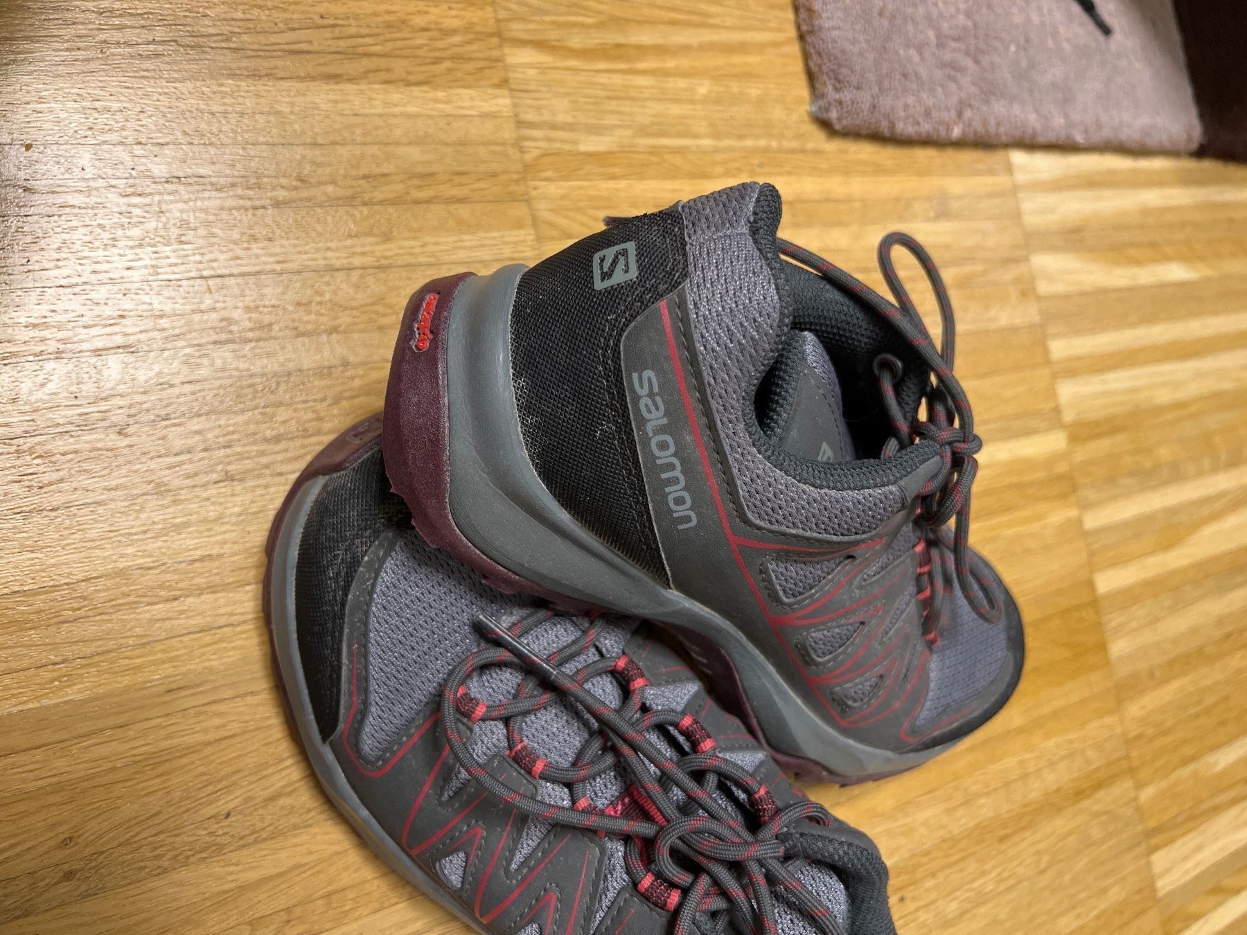 Salomon Damenschuhe: Salomon Damen Schuhe 37 – Gebraucht aus Menzingen von Dali2504 2