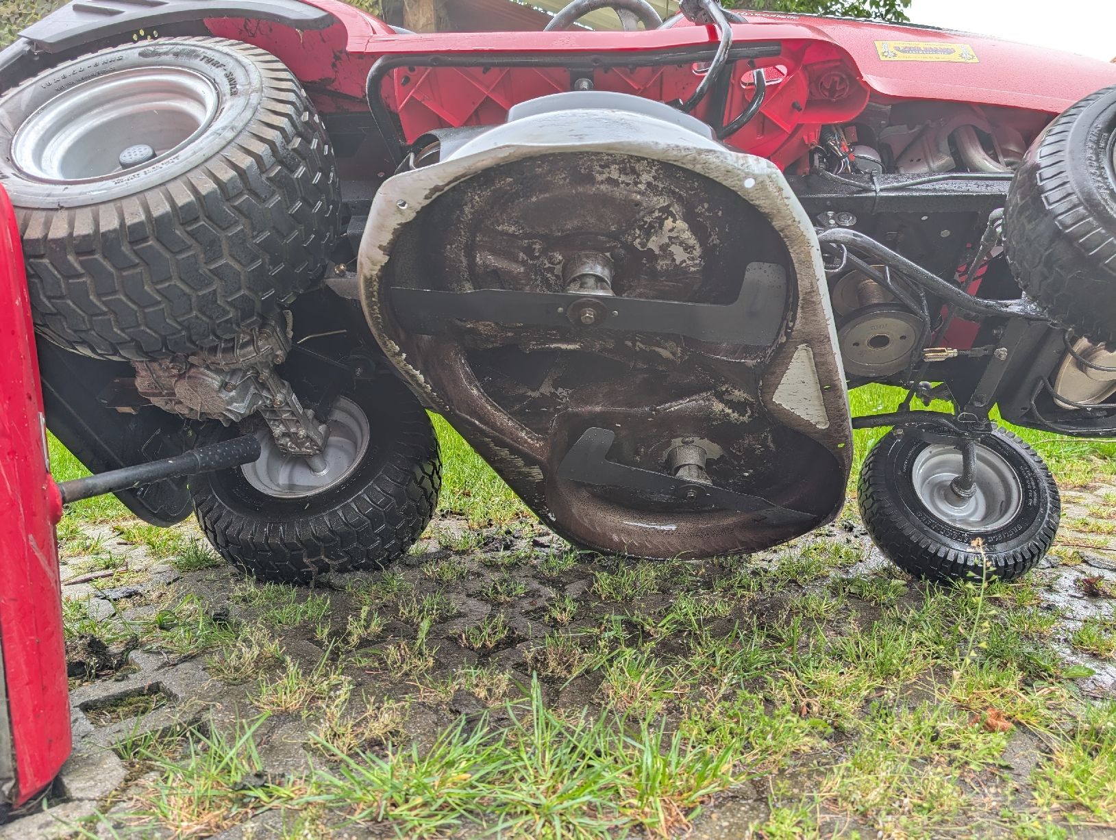 Honda Tondeuses à gazon: Rasentraktor Honda HF2315 – D'occasion à Albligen par Kuriii 5