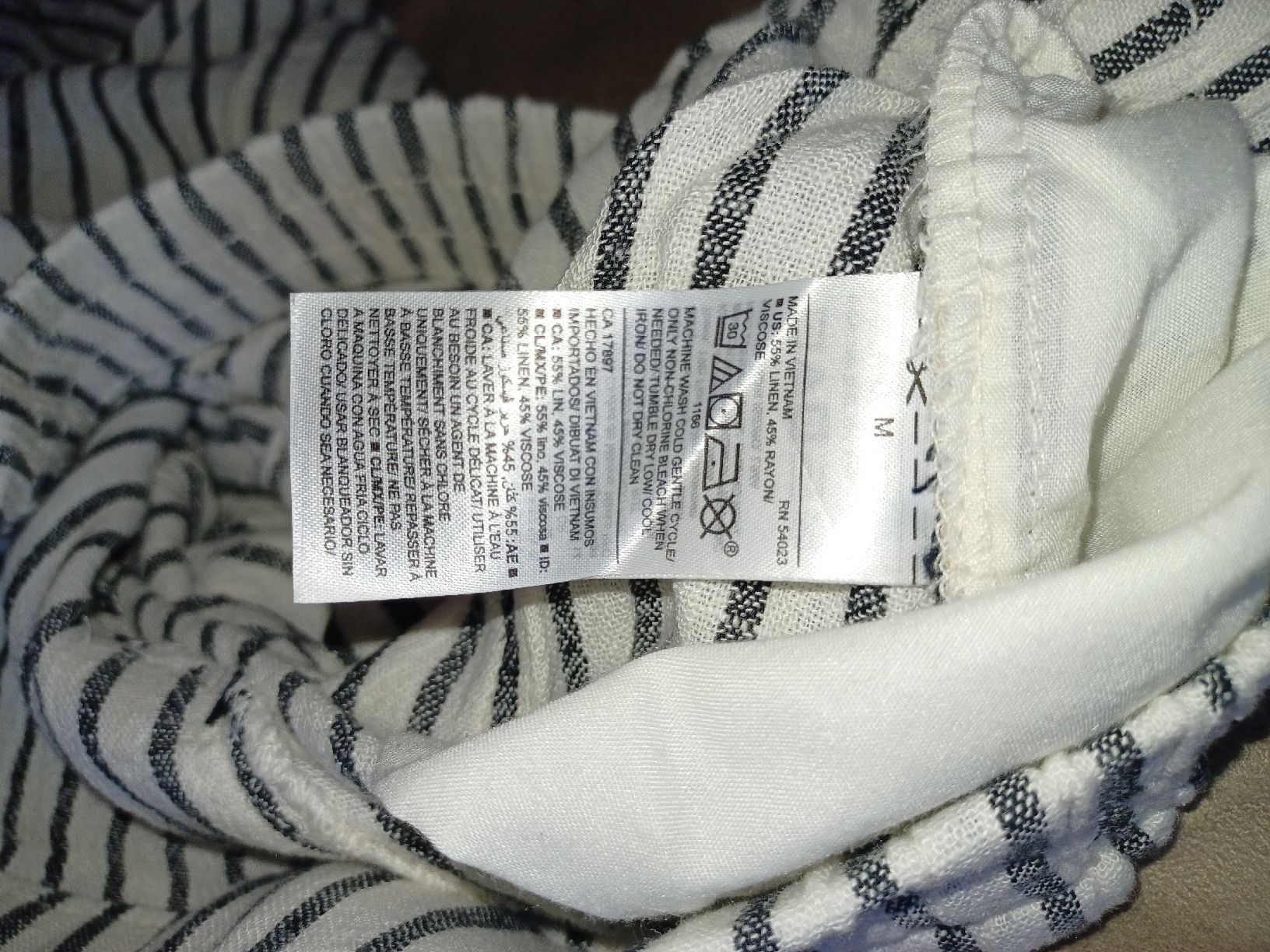 Pantaloni: pantalon rayé old navy – Usato da Servion venduto da josephine22 3