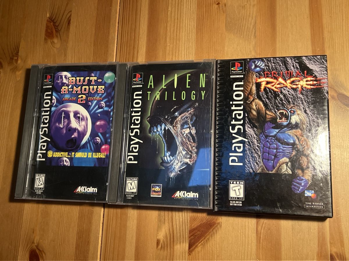 Sony Spiele: Playstation 1 Games - Alien, Primal Rage, Bust a Move 2 – Gebraucht aus Nänikon von Flipperbar