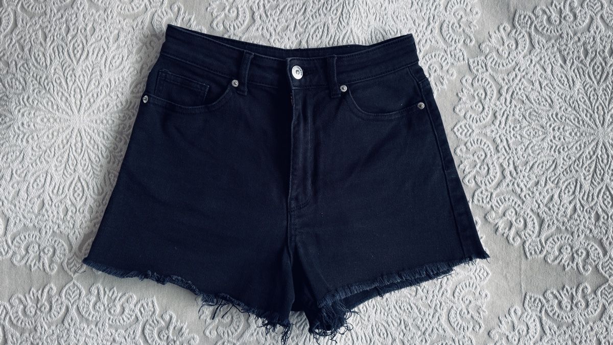 H&M Jeans: Jeans Shorts – Nuovo (secondo la descrizione) da Hünenberg See venduto da Schulers