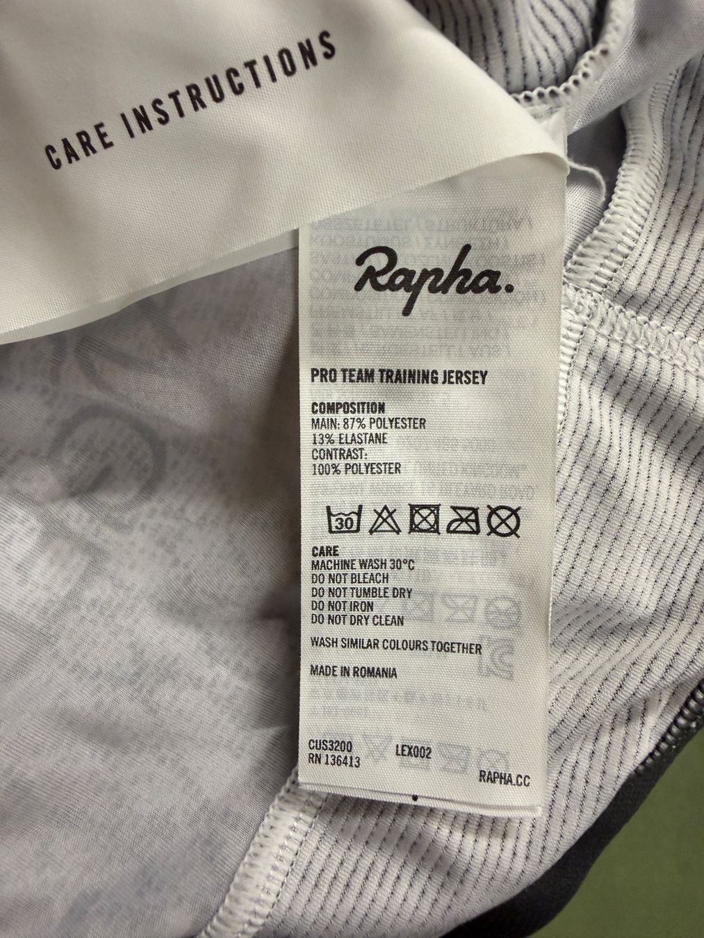 Rapha Canottiere & Pantaloni: Rapha Pro Team Training Jersey - Legion M – Usato da Kollbrunn venduto da Australien04 2
