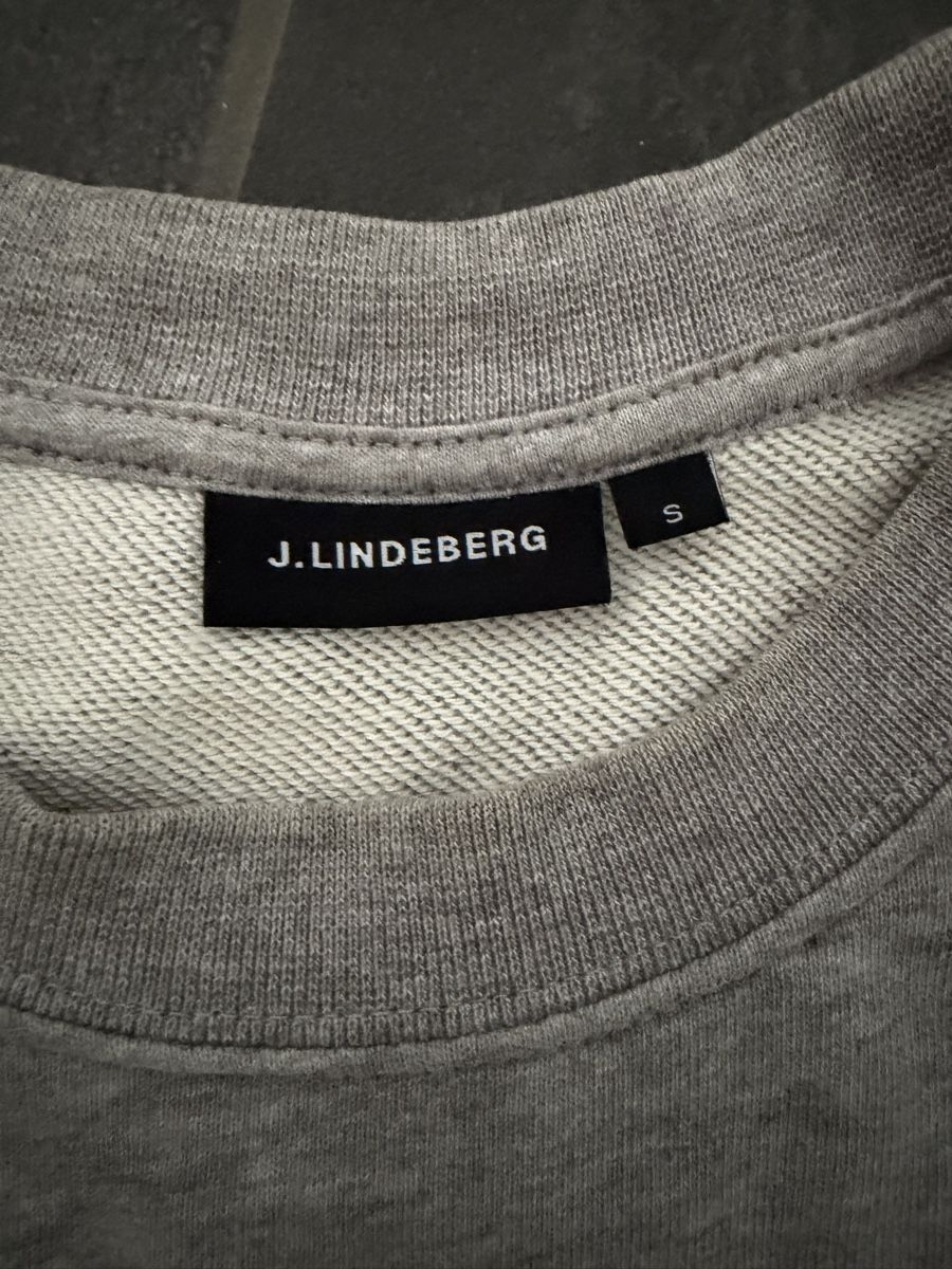 Maglioni & Felpe: J. Lindeberg Pullover grau Grösse S  – Usato da Frauenfeld venduto da Reto89 3