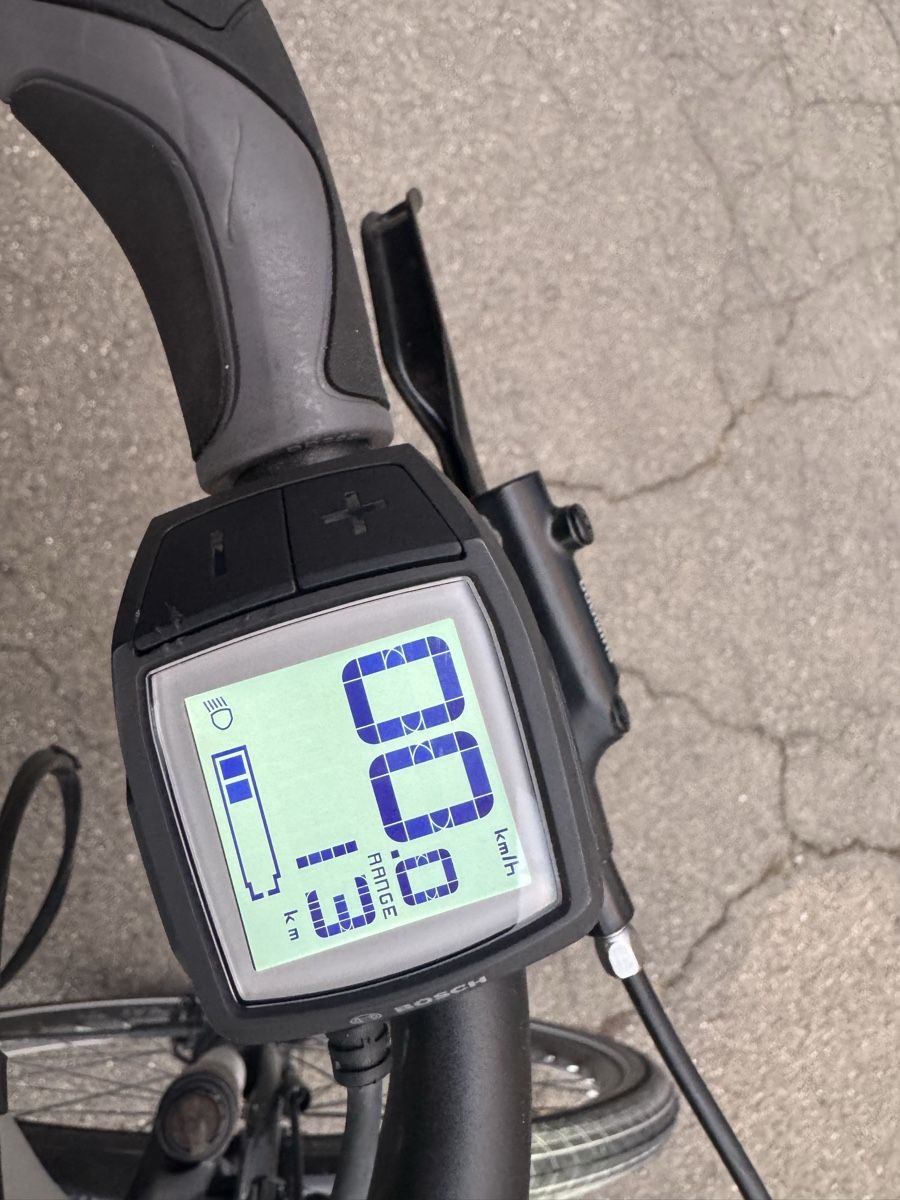 Leopard Vélos: E Bike Leopard ( Bosch) – D'occasion à Forch par naz_fr7n 2