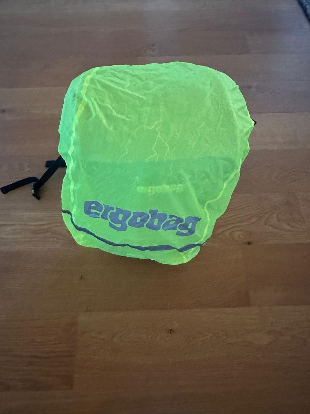 Ergobag Borse & Zaini: Ergobag Schulrucksack-Set – Usato da Laufen venduto da MoJo-2008 5