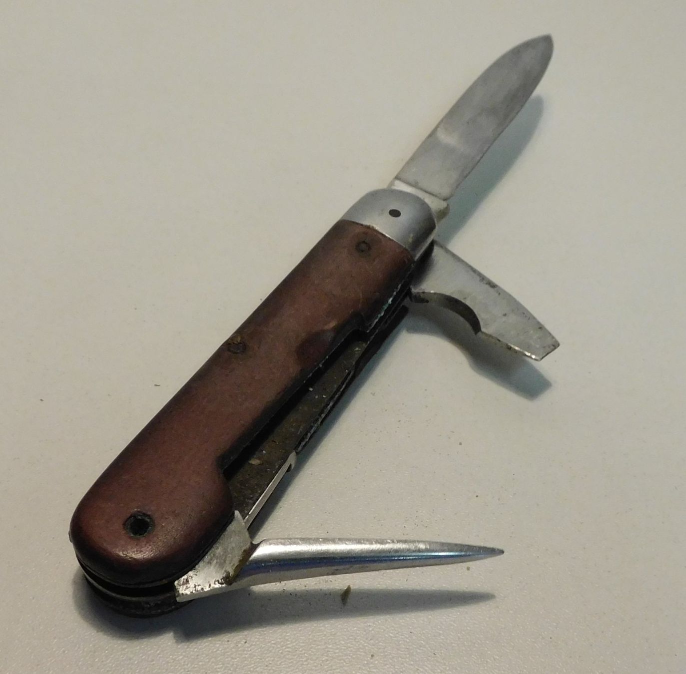 Coltelli tascabile: Sackmesser Holzgriff Campin Messer  9 cm – Usato da Sursee venduto da 76 4