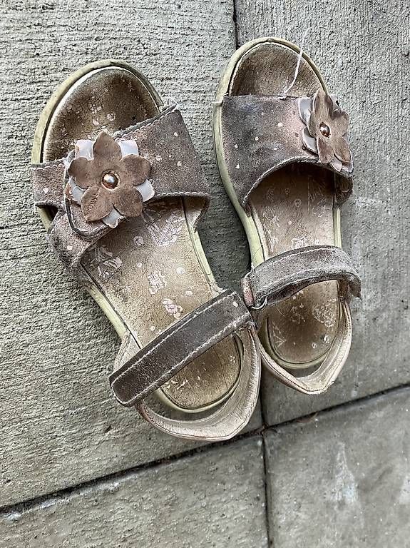 Scarpe per ragazze: Primigi Sandale Gr. 29 – Usato da Zollikon venduto da CorViv