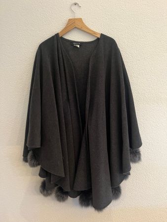 Cape BAYA Paris en laine et fourrure de renard