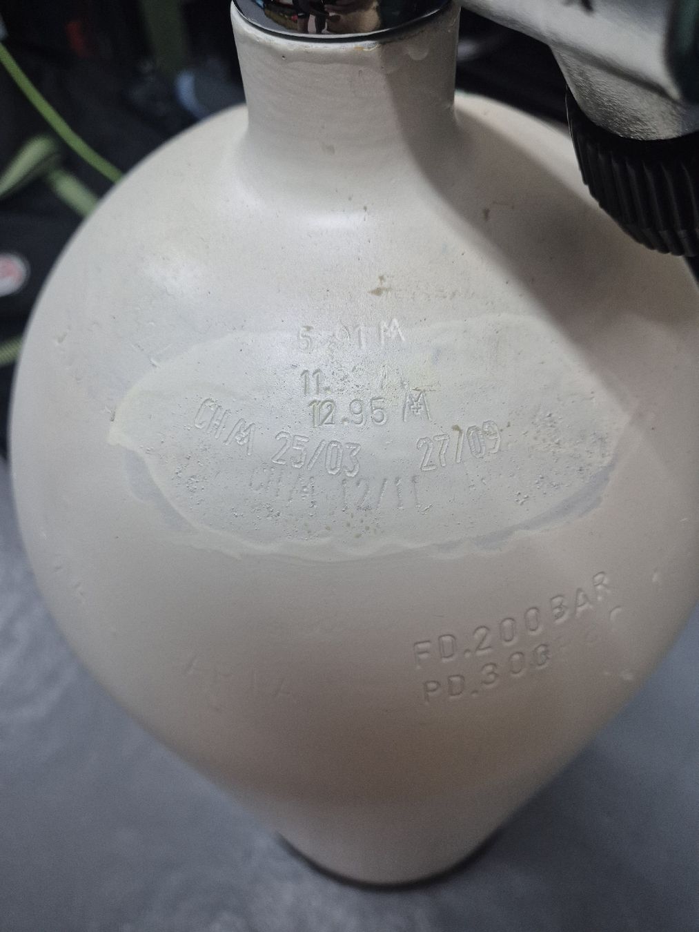 Bouteilles de plongée: Tauchflasche 20l  – D'occasion à Wittnau par Walli03 2