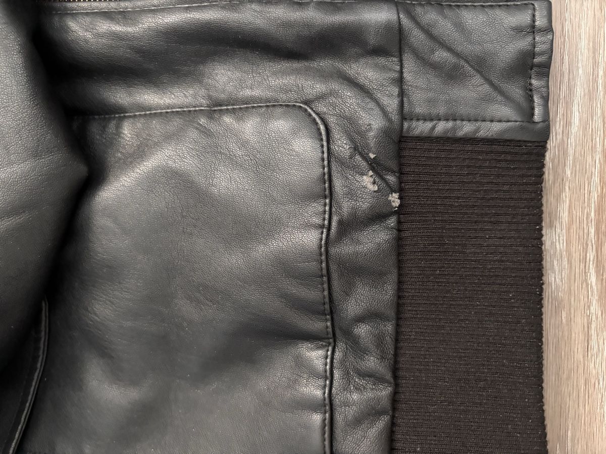 Calvin Klein Giacche: Calvin Klein Lederjacke schwarz  – Usato da Schwerzenbach venduto da Selinesofie 2