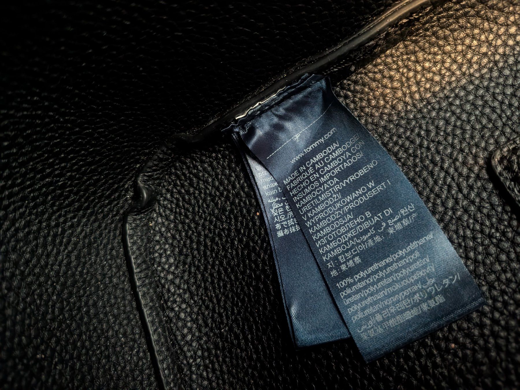 Tommy Hilfiger Zaini: Tommy Hilfiger Black backpack, medium size – Usato da Wettingen venduto da ann_hzb5 3