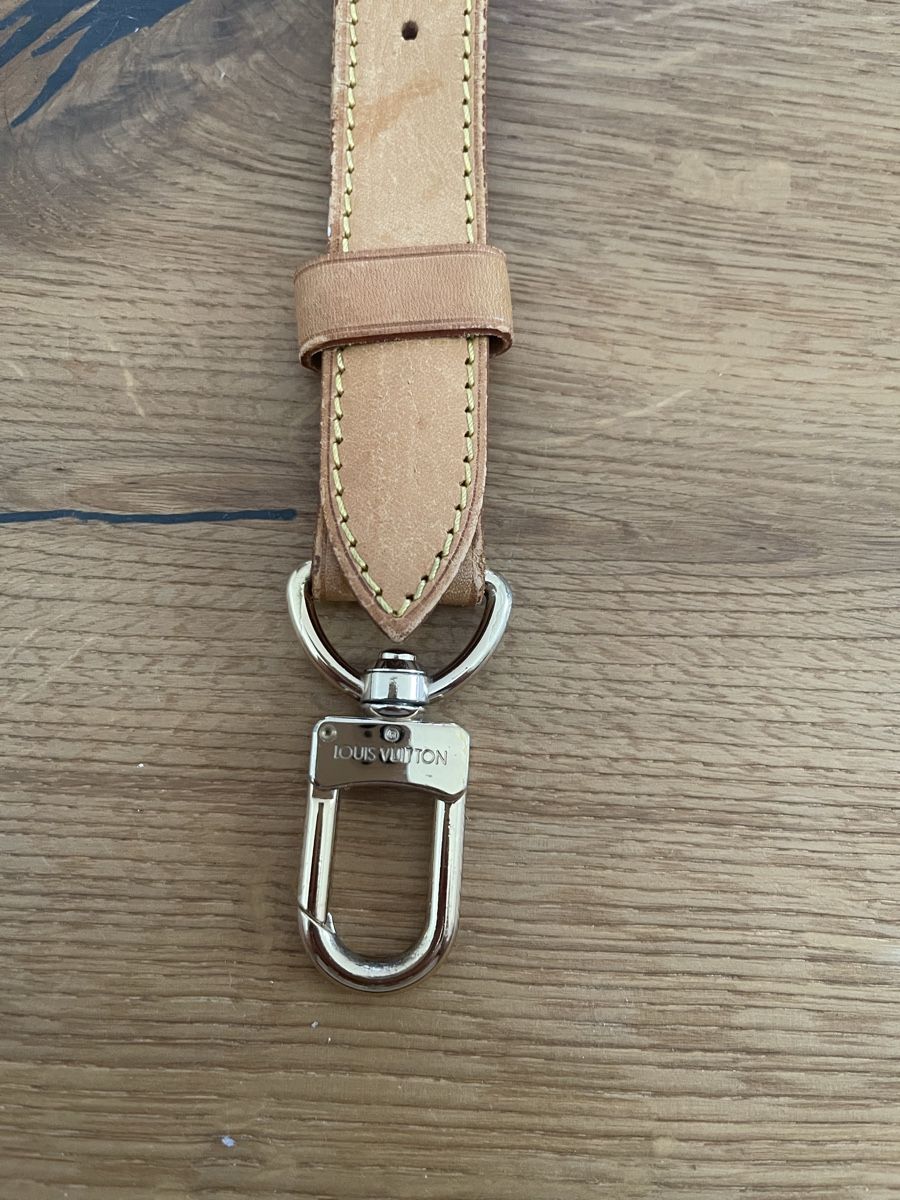 Louis Vuitton Altro in  Abbigliamento & Accessori: Louis Vuitton Keepall Schulterriemen – Usato da Zweidlen venduto da jay-m4 1