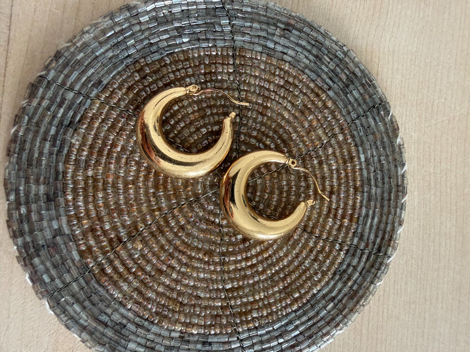 Mango Orecchini pendenti & Orecchini a lobo: Kreolen Modeschmuck von Mango, 2 Paare – Usato da Weiningen ZH venduto da mad_t6dx 2