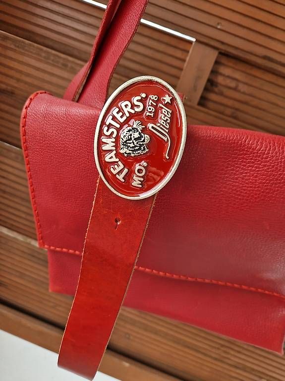 Taschen: Ledertasche & Gürtel – Neu (gemäss Beschreibung) aus Langenthal von sar_nm7g