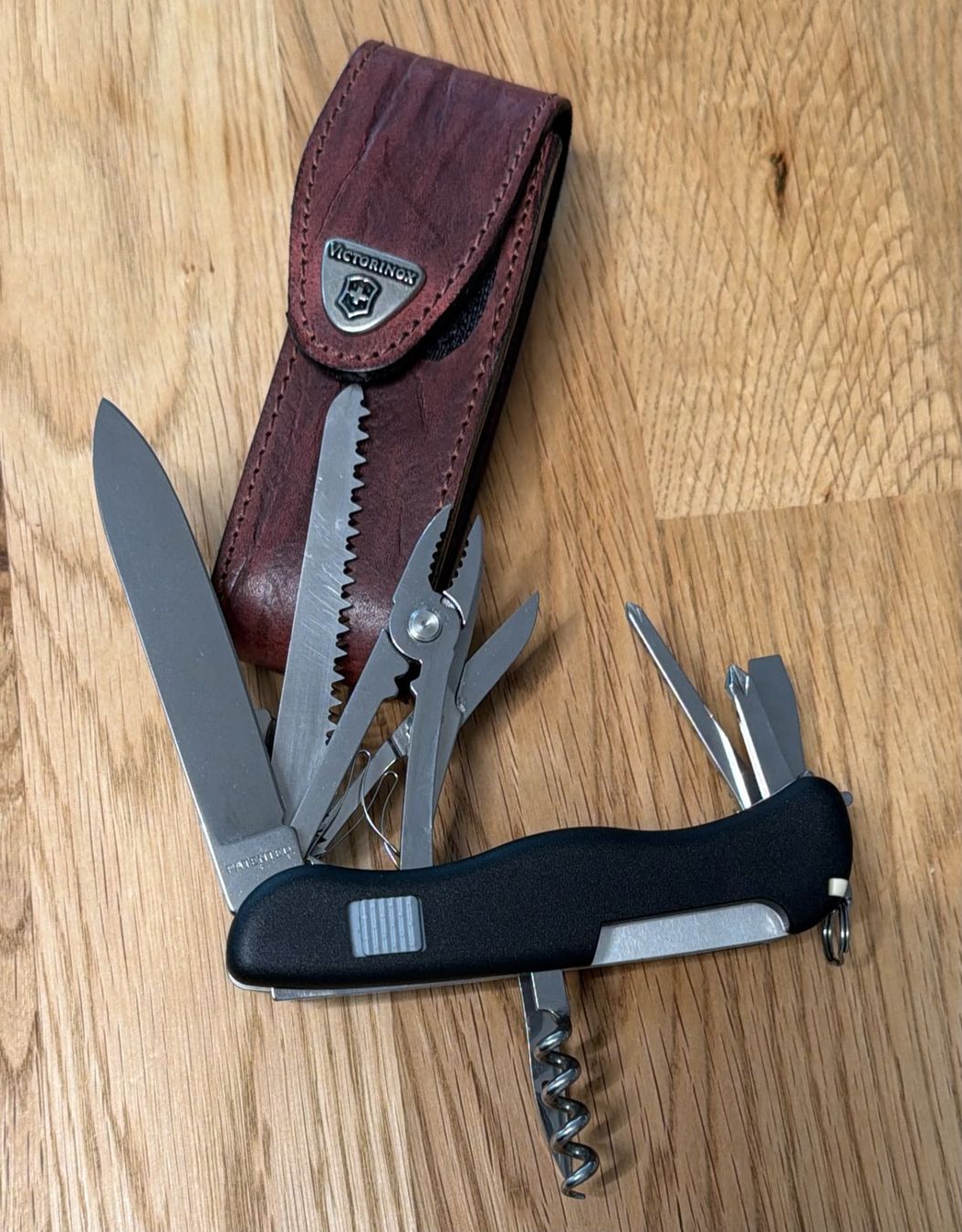 Victorinox Coltelli tascabile: VICTORINOX SACKMESSER MIT ETUI – Nuovo (secondo la descrizione) da Zürich venduto da Frei-Occasionen 6