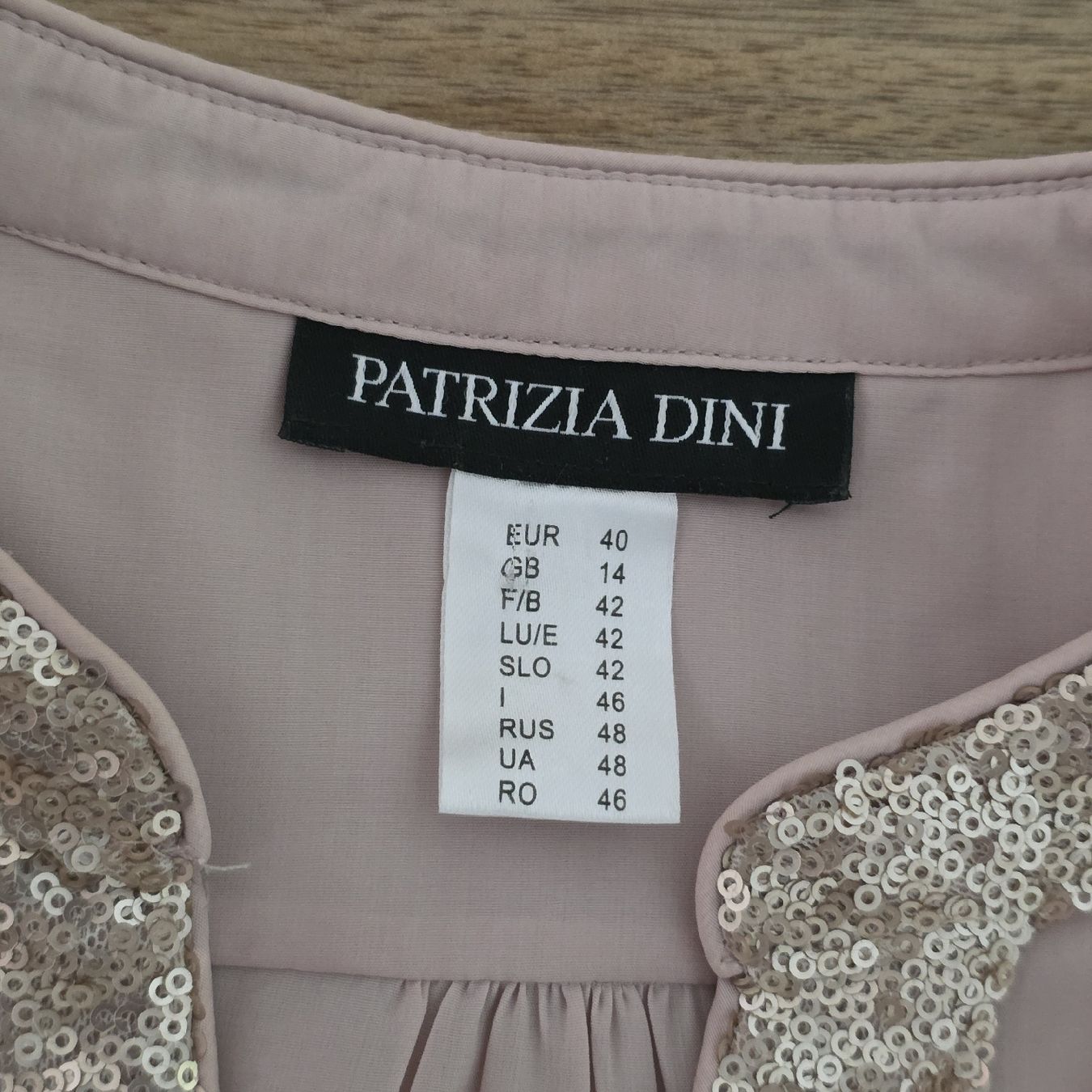 Camicette: Patrizia Dini Bluse, Gr. 40, rosé, mit Pailletten – Nuovo (secondo la descrizione) da Rheinsulz venduto da Gilea 3