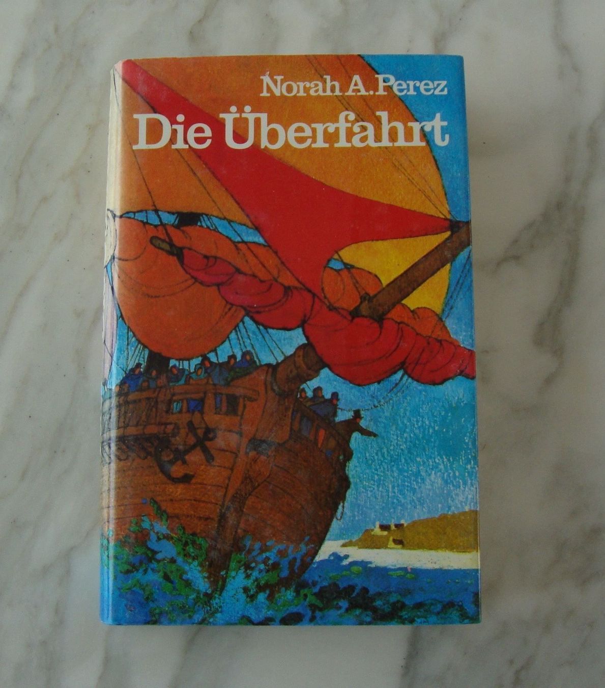 Libri: Die Überfahrt / Norah A. Perez – Usato da Zürich venduto da Senga05