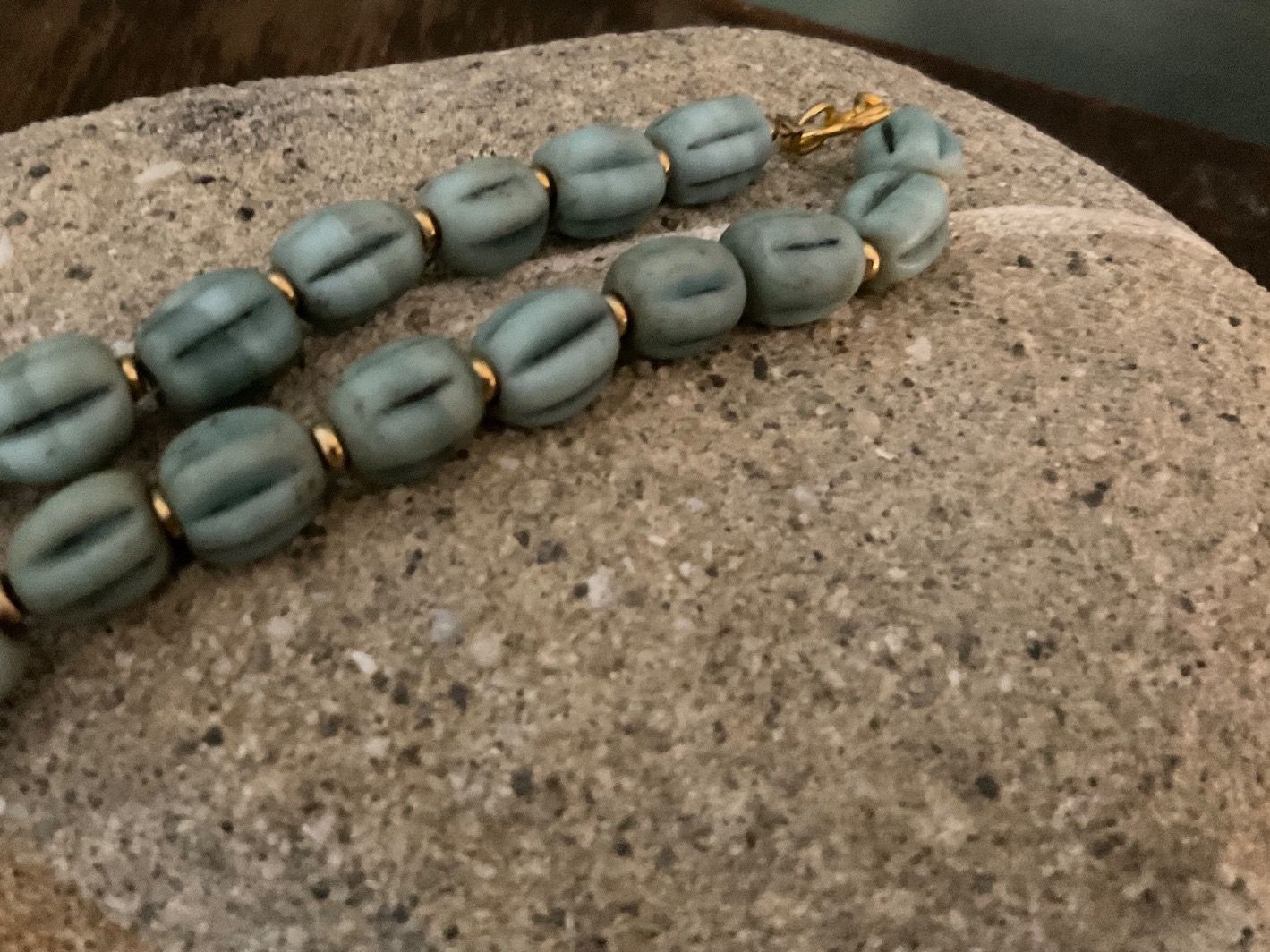 Catenine: Collier aus alten Handelsperlen – Usato da luzern venduto da Alpendorf1 3