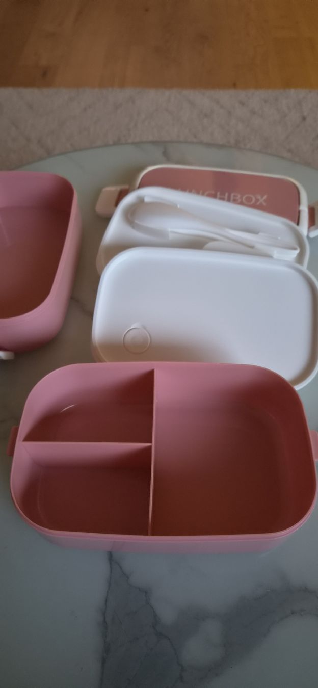 Contenitori & Simili: 2x Lunchbox rosa zwei Ebenen mit Besteck – Usato da Gerzensee venduto da Omeisel 4