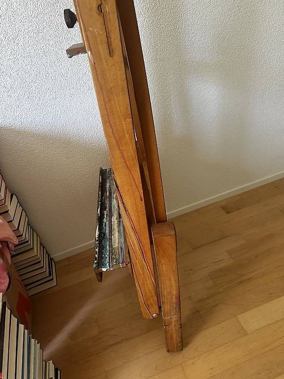 Staffeleien: Massive Holzstaffelei – Gebraucht aus Buchrain von pat4s 3