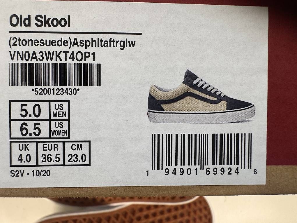 Vans Scarpe da uomo: Neue VANS Old Skool 2Tone Suede Gr. 36,5 / US 5 – Nuovo e nell'imballaggio originale da Zürich venduto da Deluxe123 2