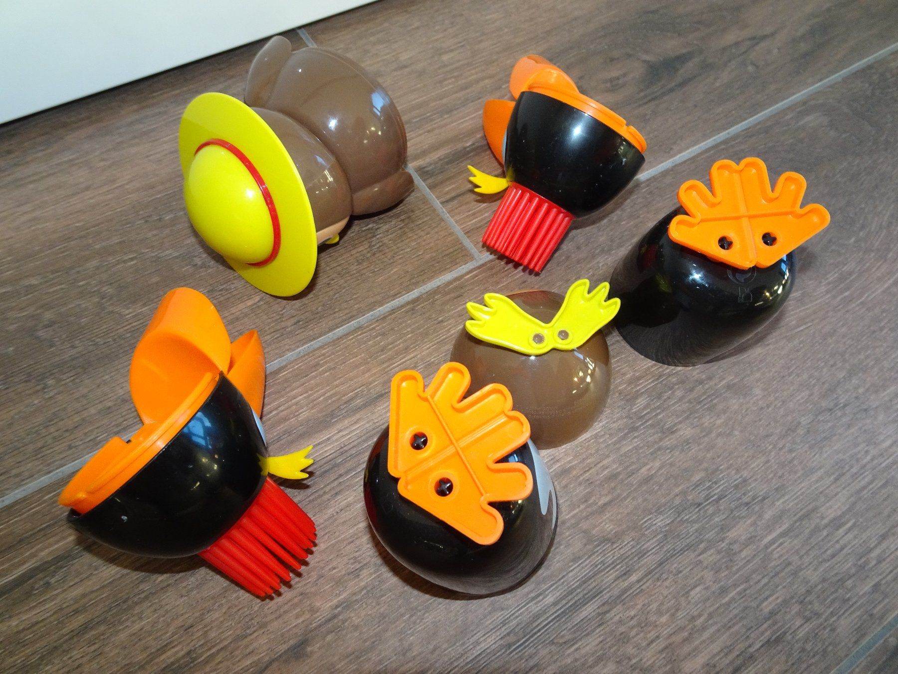 Giocattoli: 3 figurines selon photos – Usato da Satigny venduto da salvatore73 2