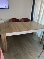 Esstisch von Conforama (ABHOLUNG IN ROTKREUZ)