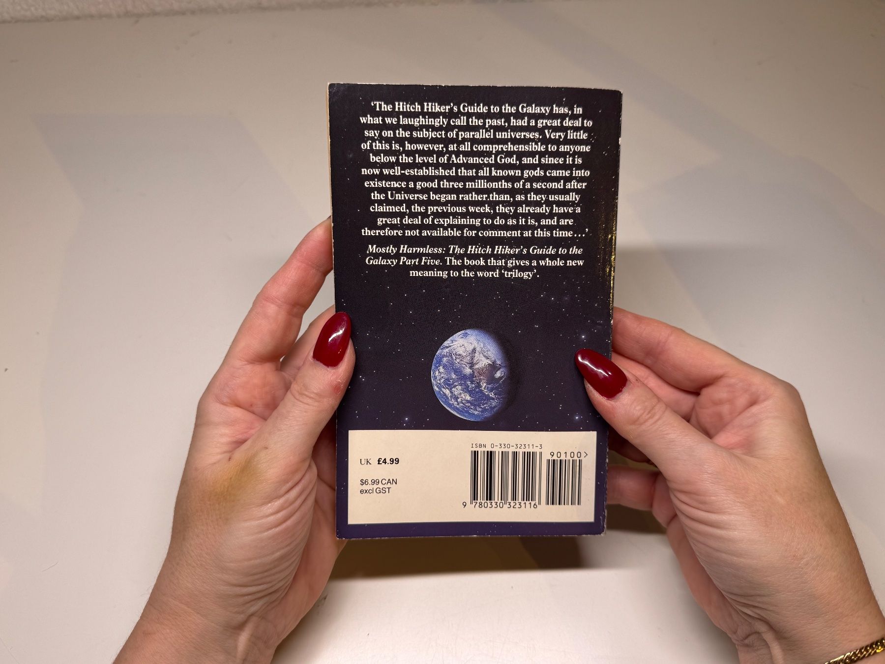 Libri: NOVEL: Douglas Adams, Mostly Harmless – Usato da Grosswangen venduto da English_books 9