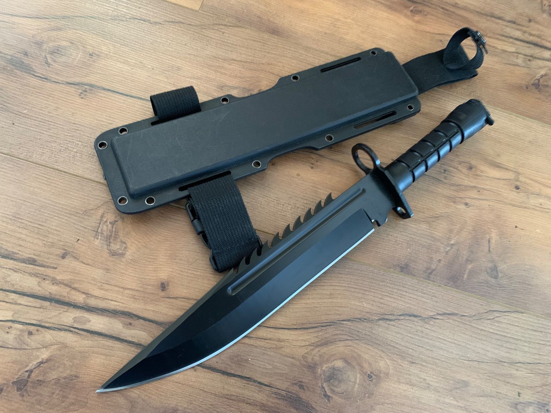 Zubehör: Tactical Messer Appuntato 43cm BLACK NEU – Neu und originalverpackt aus Bergdietikon von shopAgent 1