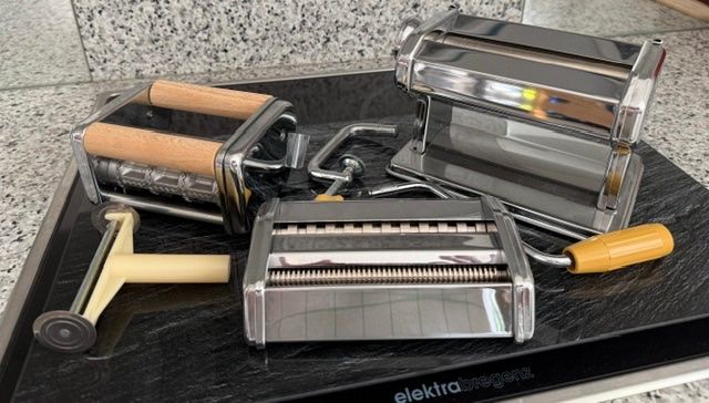 Küchengeräte: Pasta-Maschine – Gebraucht aus Gamprin-Bendern von Gab0611