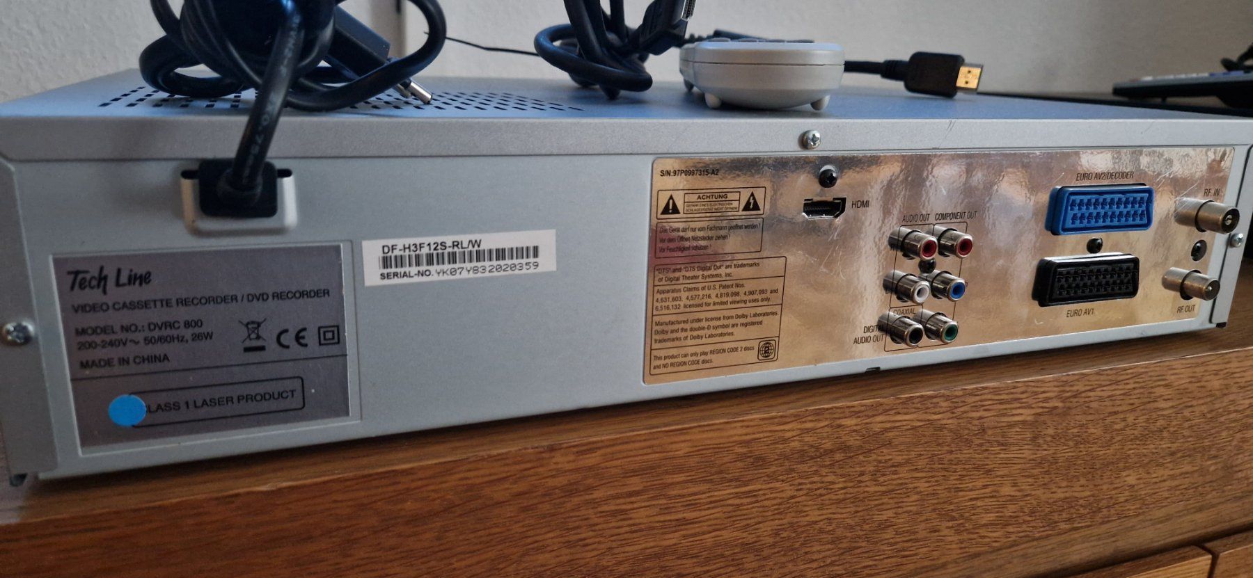Registratori: VHS-/DVD Kombigerät mit HDMI !! – Usato da Zürich venduto da Lina049 8